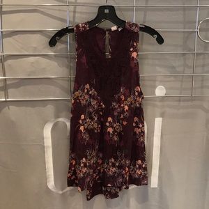 Floral Sleeveless Blouse